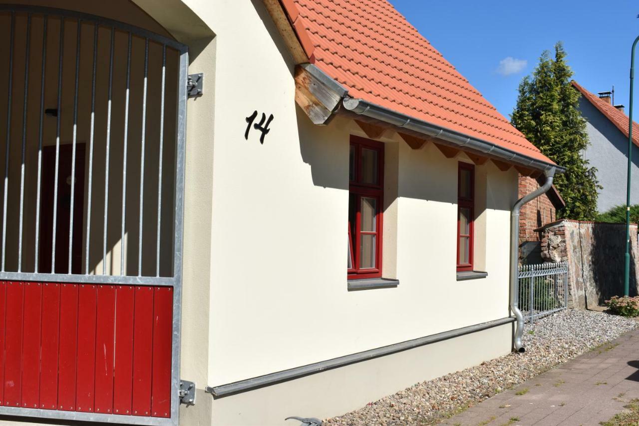 Apfelhof Biesenbrow Apartment Luaran gambar